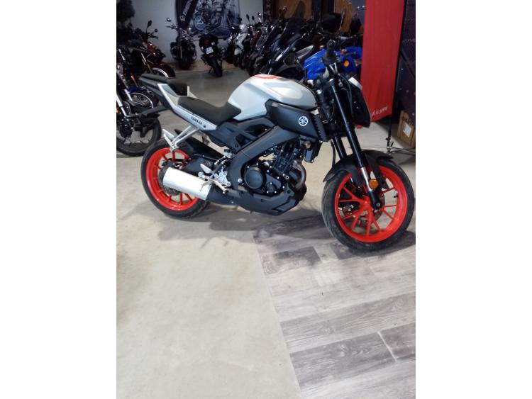 YAMAHA MT-125 ABS