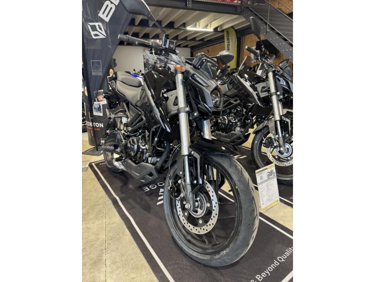 VOGE R 125